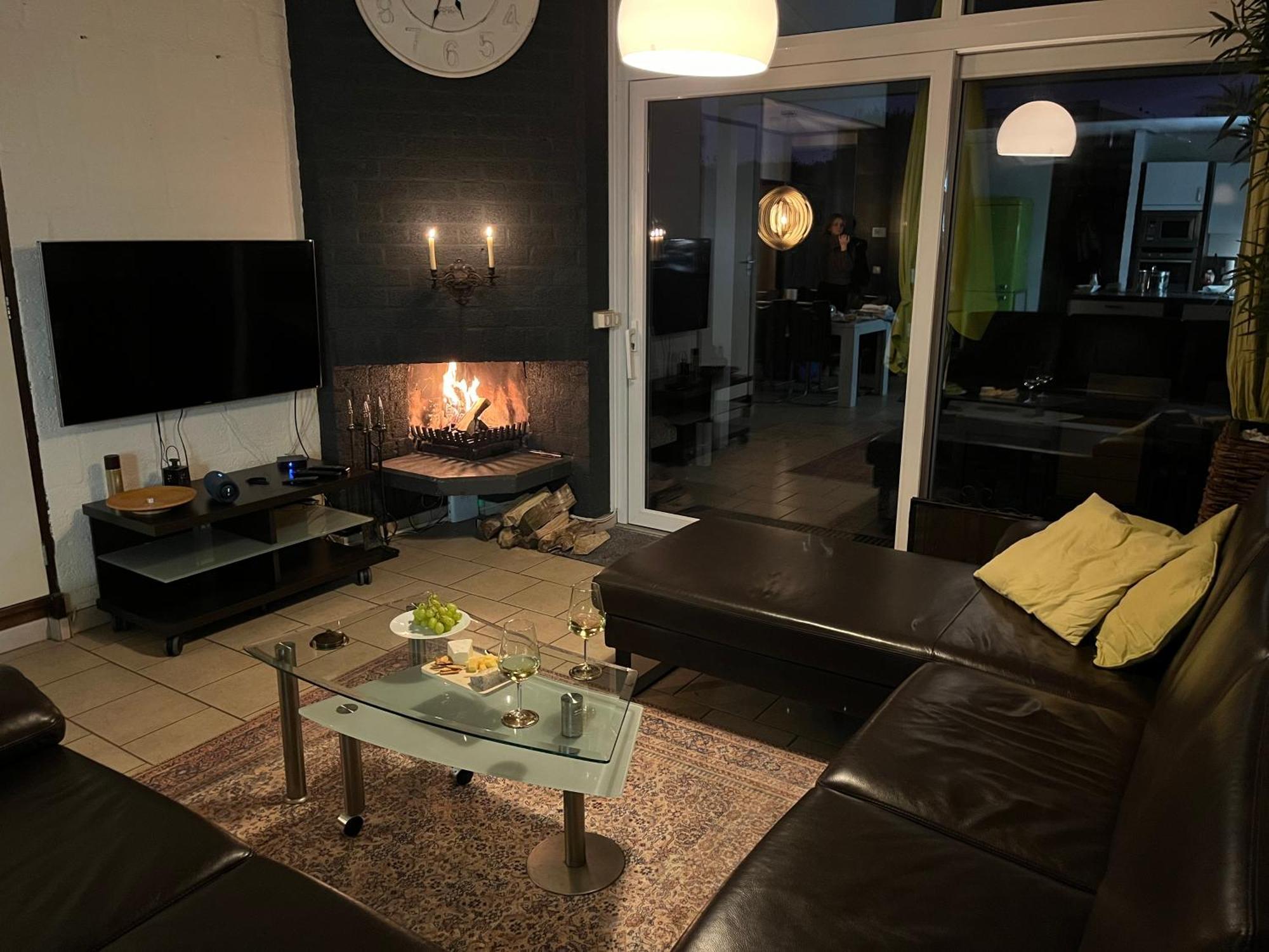 Oemoemenoe - 6 Pers - Sauna - Grote Tuin & Privacy Kortgene Luaran gambar